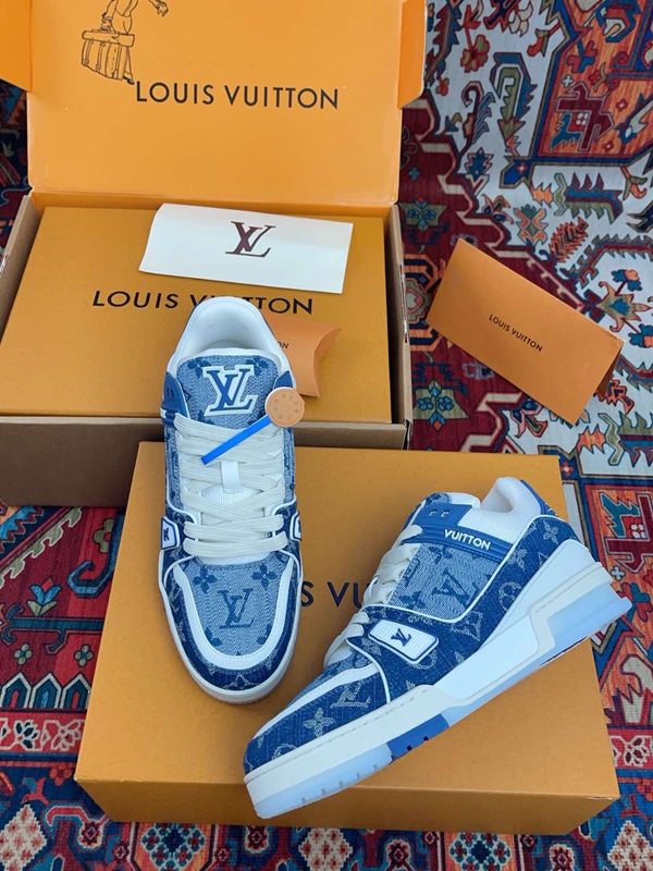 ルイヴィトン靴側面デザイン